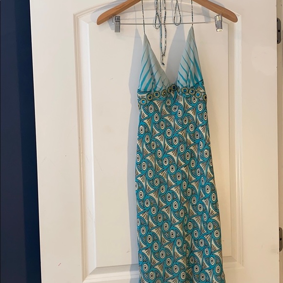 Dress - Picture 3 of 3